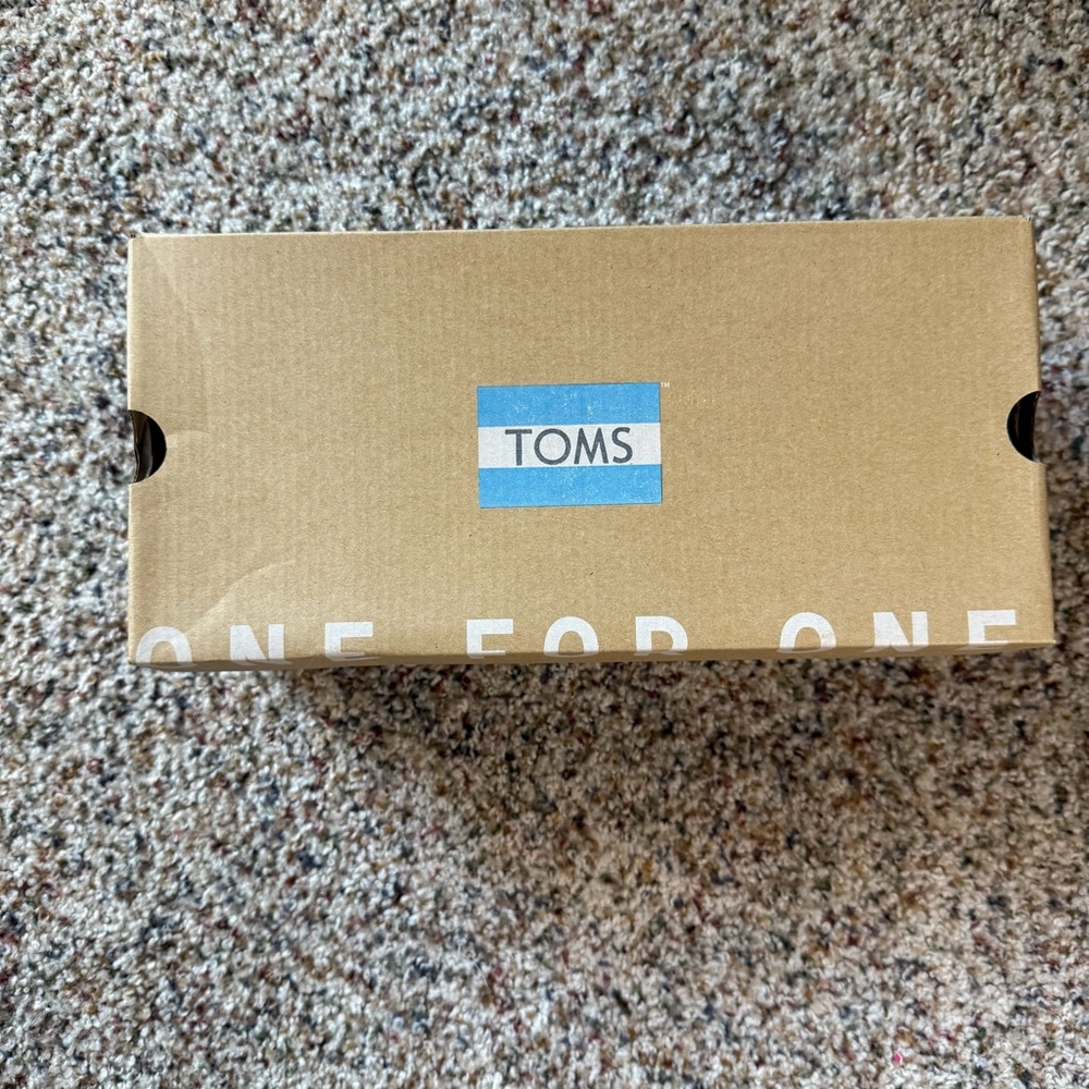 TOMS Women’s Classic Americana Canvas Flag Slip-Ons – Size 8.5 – NWT - Picture 8 of 8